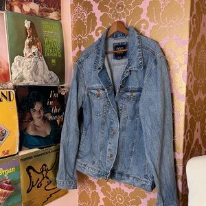 BDG oversized Light Blue 100% cotton  Jean Jacket size XL